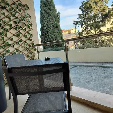 Trident Cove Apartment