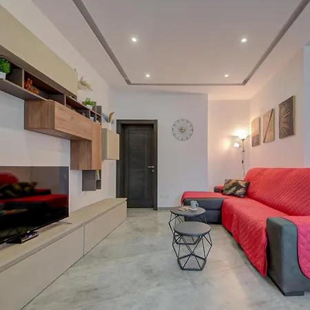 Trident Cove Marsaxlokk