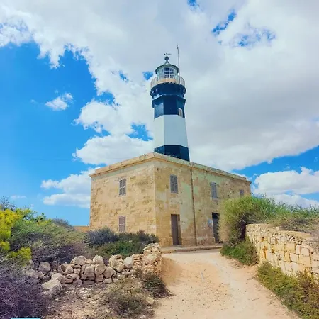 Trident Cove Marsaxlokk