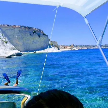 Trident Cove * مرسلوك