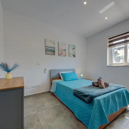 Trident Cove Apartment