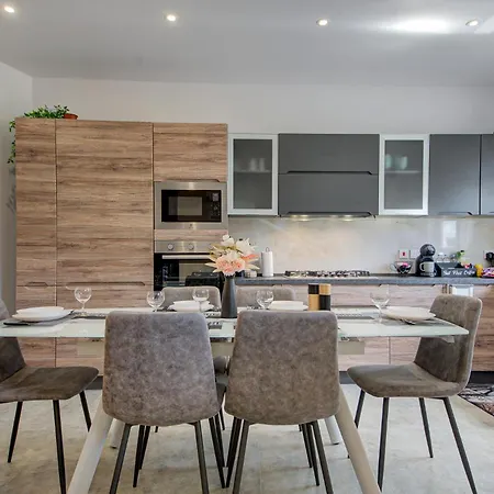 Trident Cove Marsaxlokk