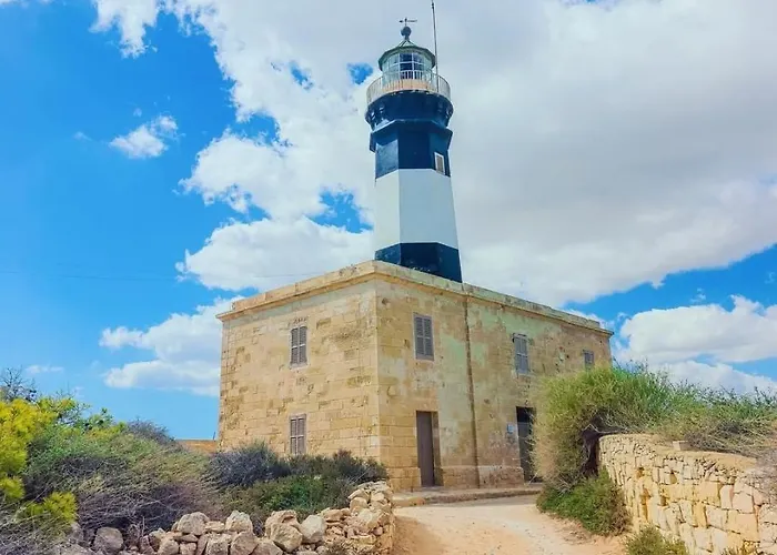 Trident Cove Marsaxlokk