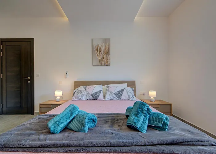 Trident Cove Apartament *